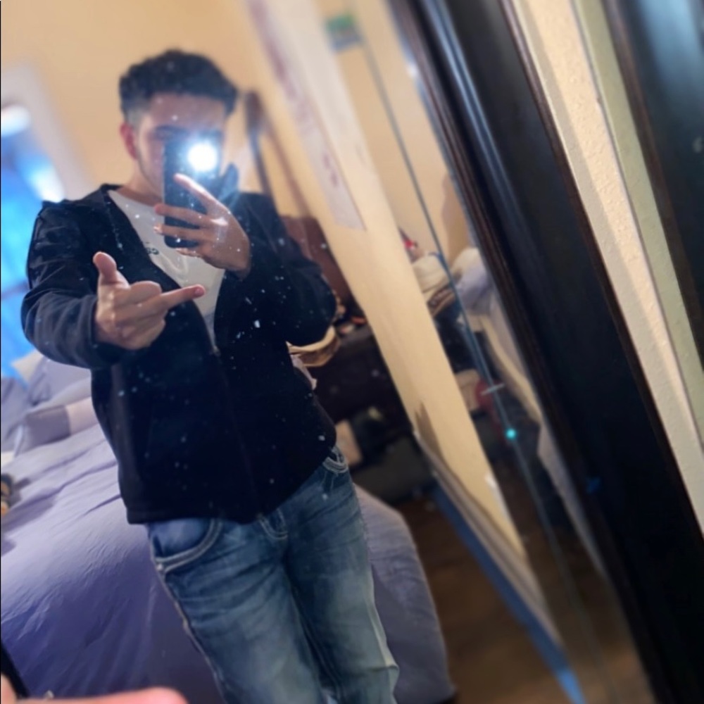 Meet your Posher, Denzell